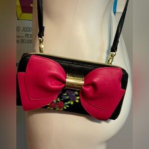 Betsy Johnson Crossbody purse